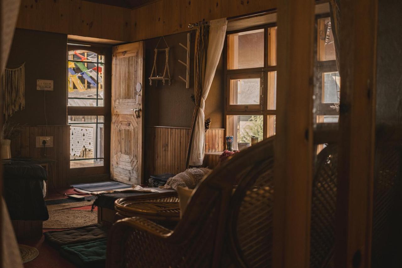 Gharsa - Your Mountain Home Manāli エクステリア 写真